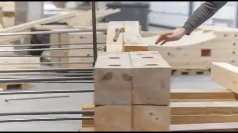 Miniatura del vídeo: Estructura de pala de molino eólico